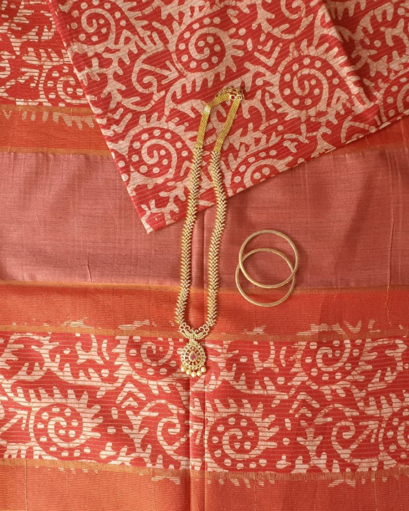 Red Geecha silk - Batik Screen Print (handmade) saree