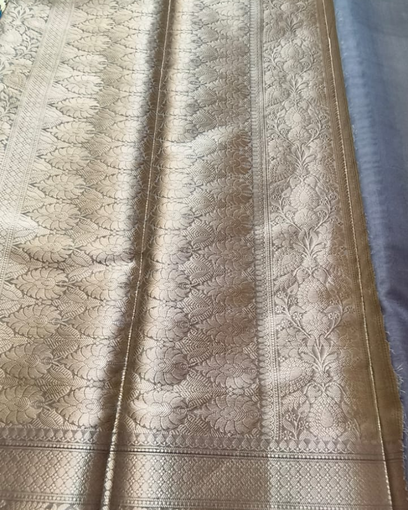 Megenta Banarasi Semi Organza